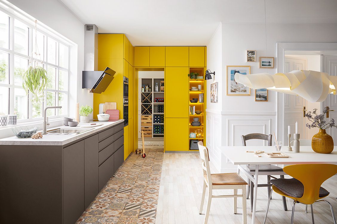 Affordable Kitchen: Small Kitchen Ideas: Small Kitchen Storage Solutions & Tips when Designing your Affordable Dream Kitchen.