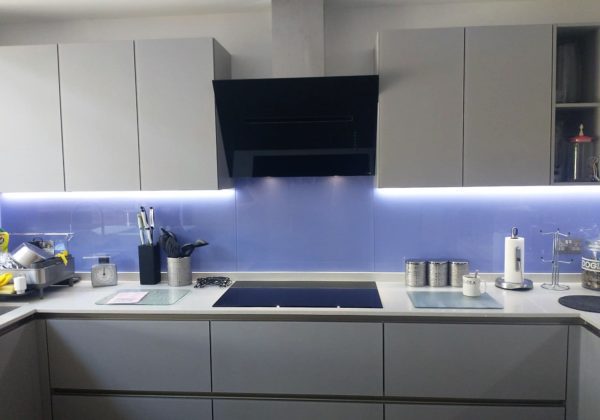 Witness Michael and Bernie's Chingford kitchen transformation. Explore their stunning design and attention to detail.