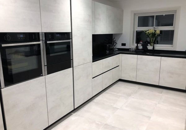 Step into Marc's Cuffley kitchen journey. Witness his exceptional design and attention to detail.